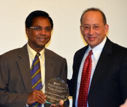IMHO Advisory Board Chairman Receives Distinguished Award